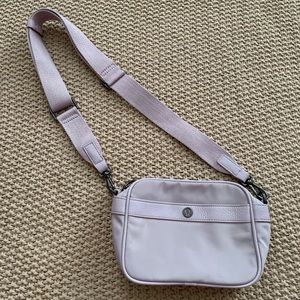 🤍Lululemon shoulder bag